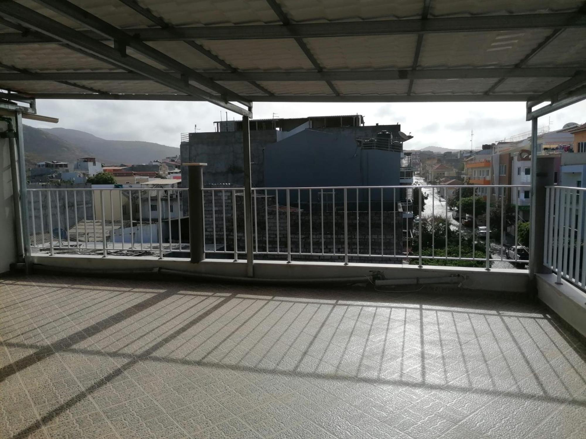 Casa Cabral : Big Apartment Next To The Beach Tarrafal  Luaran gambar