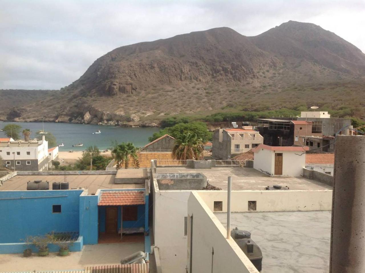Casa Cabral : Big Apartment Next To The Beach Tarrafal  Luaran gambar