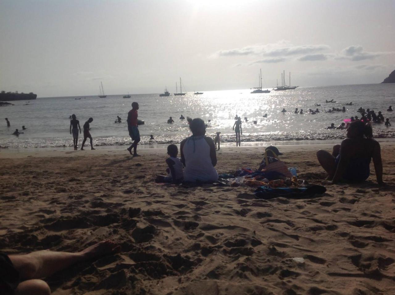Casa Cabral : Big Apartment Next To The Beach Tarrafal  Luaran gambar