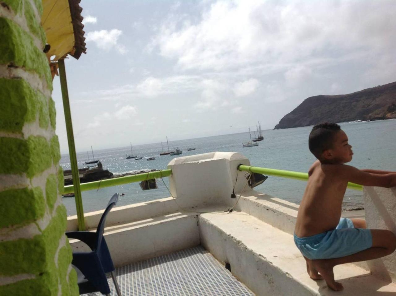 Casa Cabral : Big Apartment Next To The Beach Tarrafal  Luaran gambar