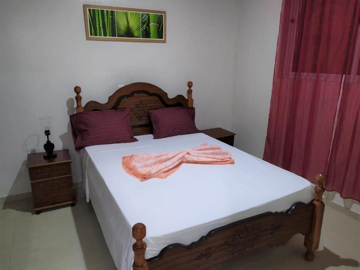 Casa Cabral : Big Apartment Next To The Beach Tarrafal  Luaran gambar